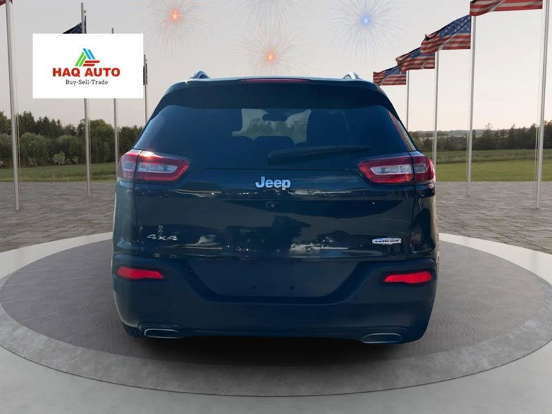 Used 2016 Jeep Cherokee Latitude w/ Safety/Convenience Group image 6