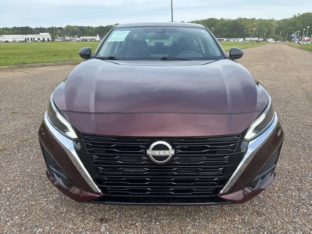 Used 2024 Nissan Altima 2.5 SV image 6