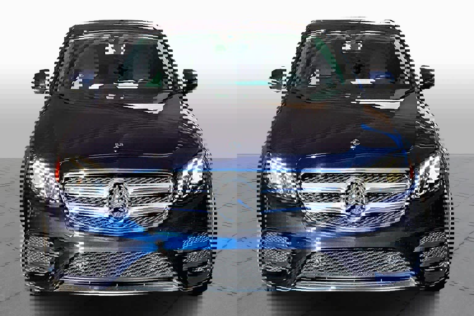 Used 2018 Mercedes-Benz E 300 image 3