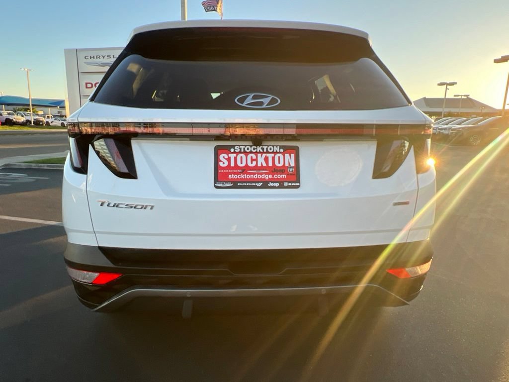 Used 2023 Hyundai Tucson Limited w/ Cargo Package AWD/4WD image 17