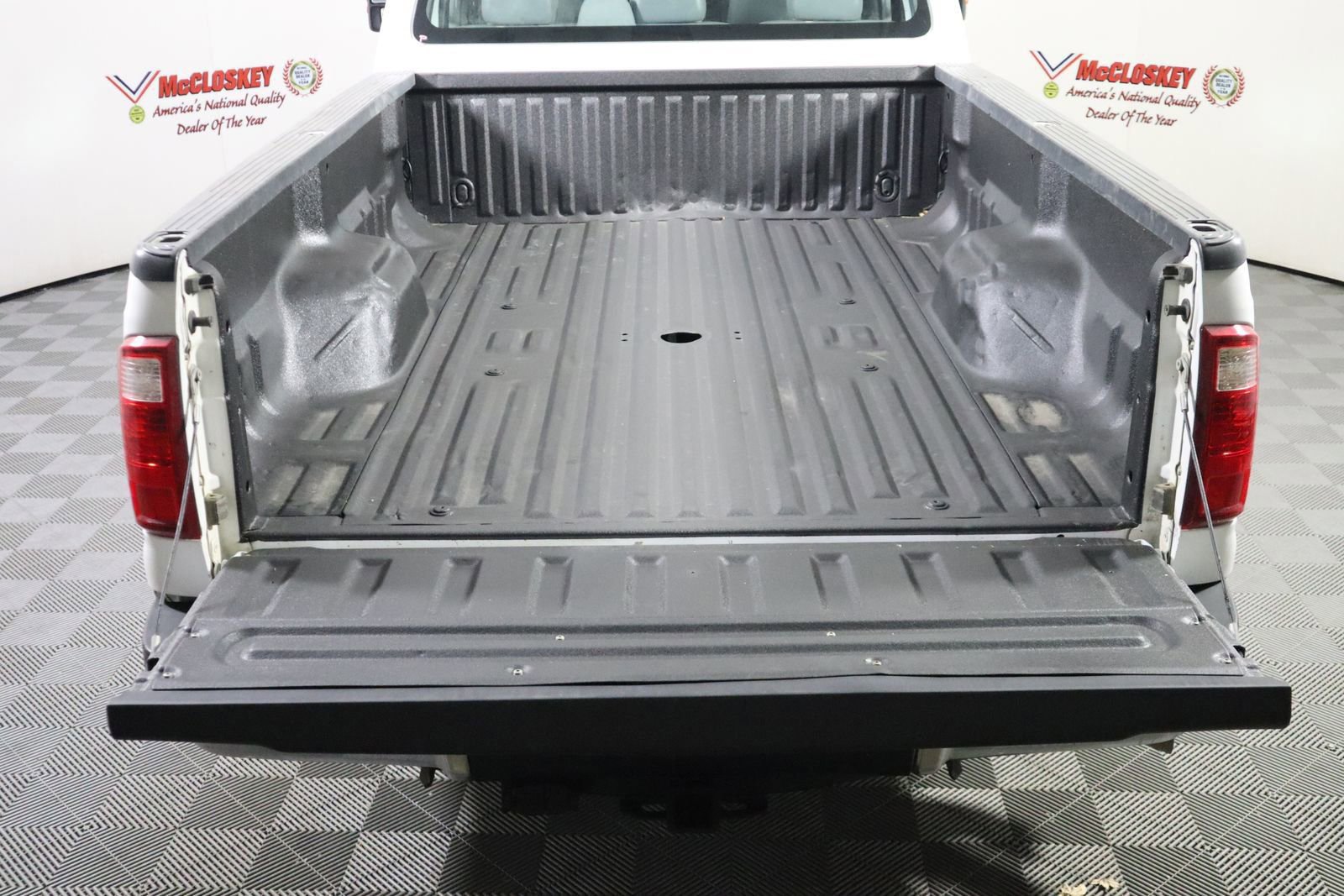 Used 2015 Ford F250 XL w/ Power Equipment Group image 14