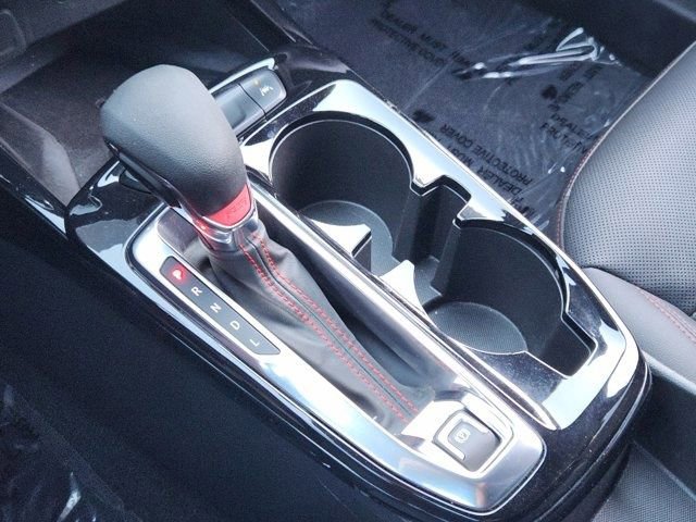 Used 2024 Chevrolet Trax RS w/ Sunroof Package image 24