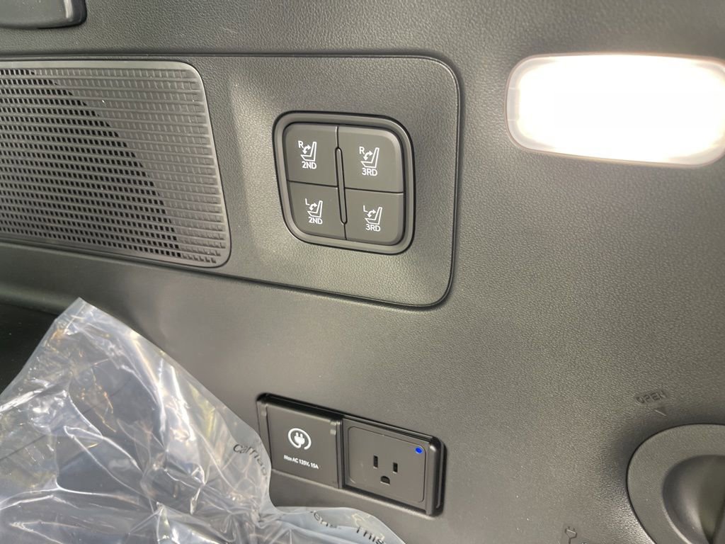 New 2026 Hyundai Ioniq 9 Calligraphy image 13