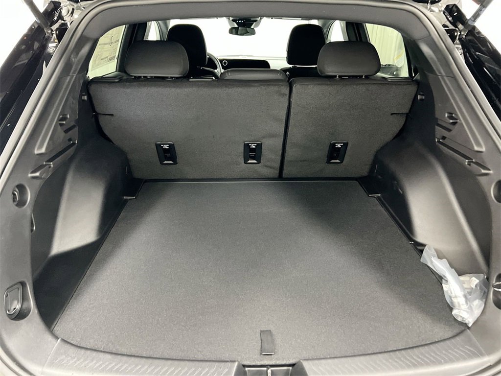 New 2026 Chevrolet Equinox EV LT image 24