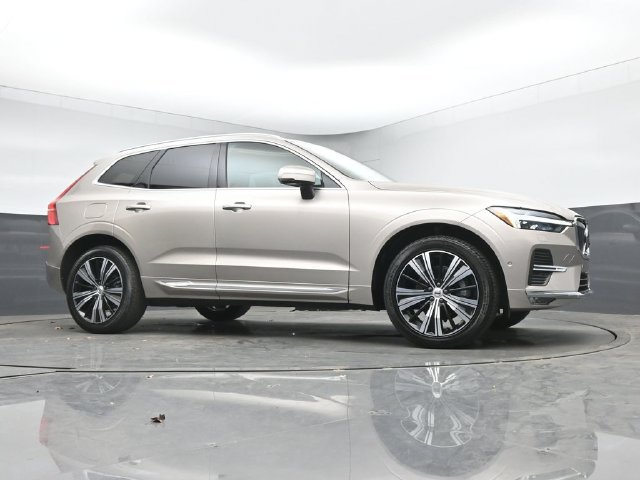 Used 2023 Volvo XC60 B5 Plus w/ Protection Package Premier FWD image 35