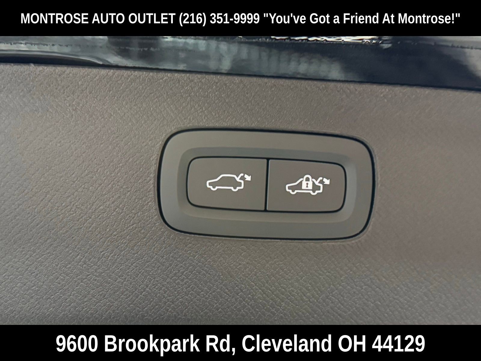 New 2026 Volvo XC90 B6 Plus w/ Protection Package Premier AWD/4WD image 42