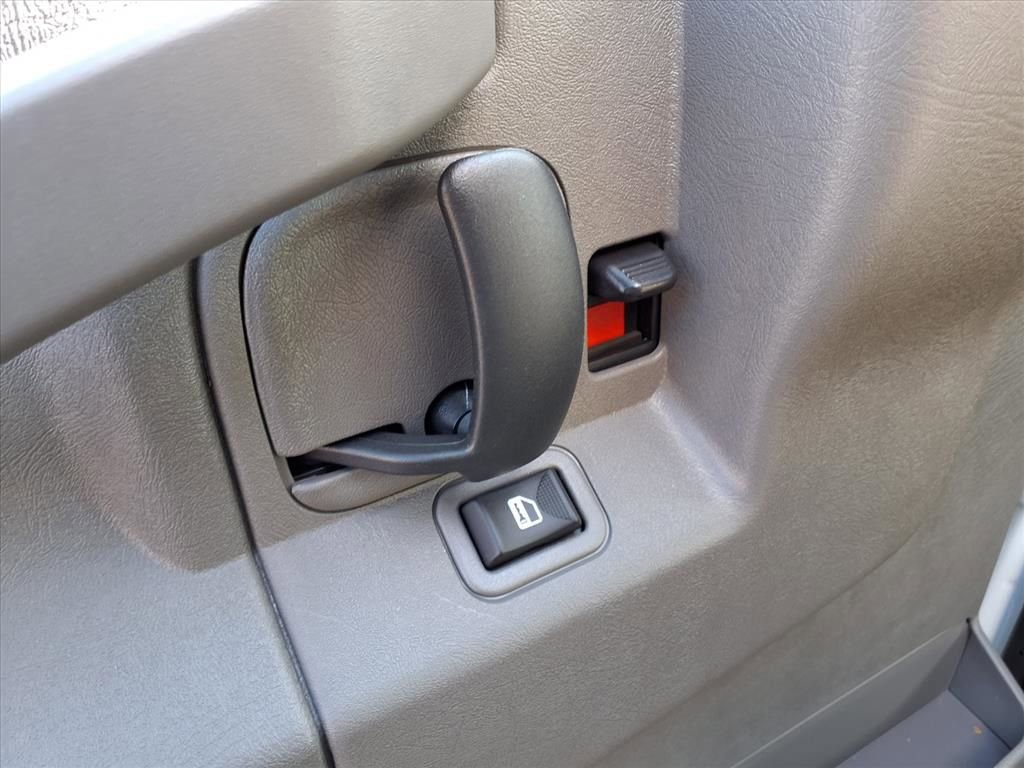 New 2025 Chevrolet Express 3500 w/ Power Convenience Package image 18