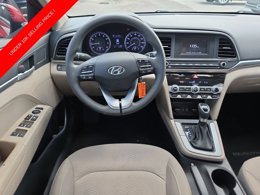 Used 2020 Hyundai Elantra SE w/ Cargo Package (C1) FWD image 8