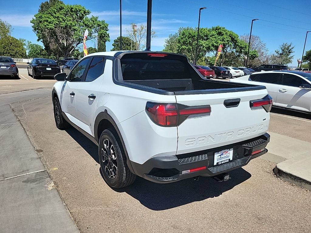 Used 2022 Hyundai Santa Cruz SEL AWD/4WD image 5