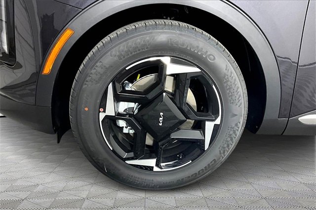 New 2026 Kia Sportage EX image 13