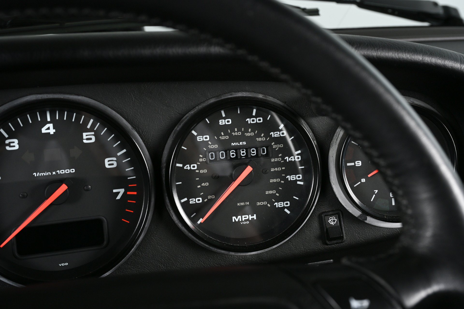 Used 1991 Porsche 911 Carrera image 22
