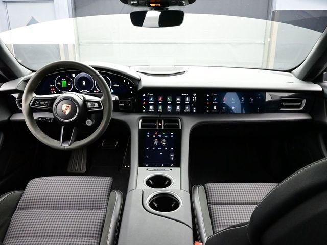 Certified 2025 Porsche Taycan image 19