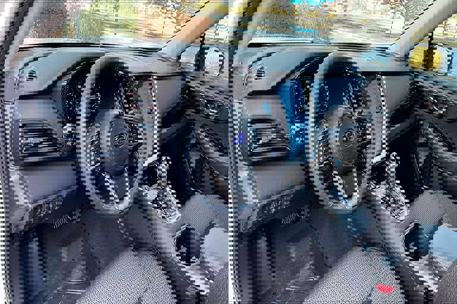 Used 2025 Subaru Outback Premium image 18