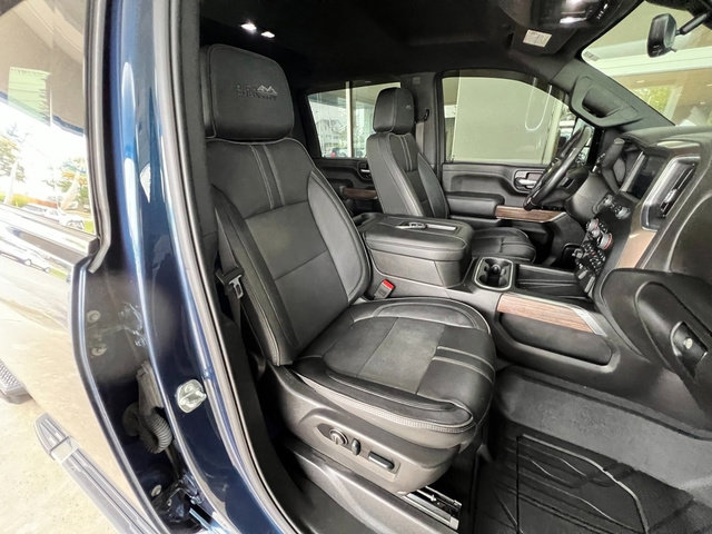 Used 2022 Chevrolet Silverado 2500 High Country w/ Technology Package image 23