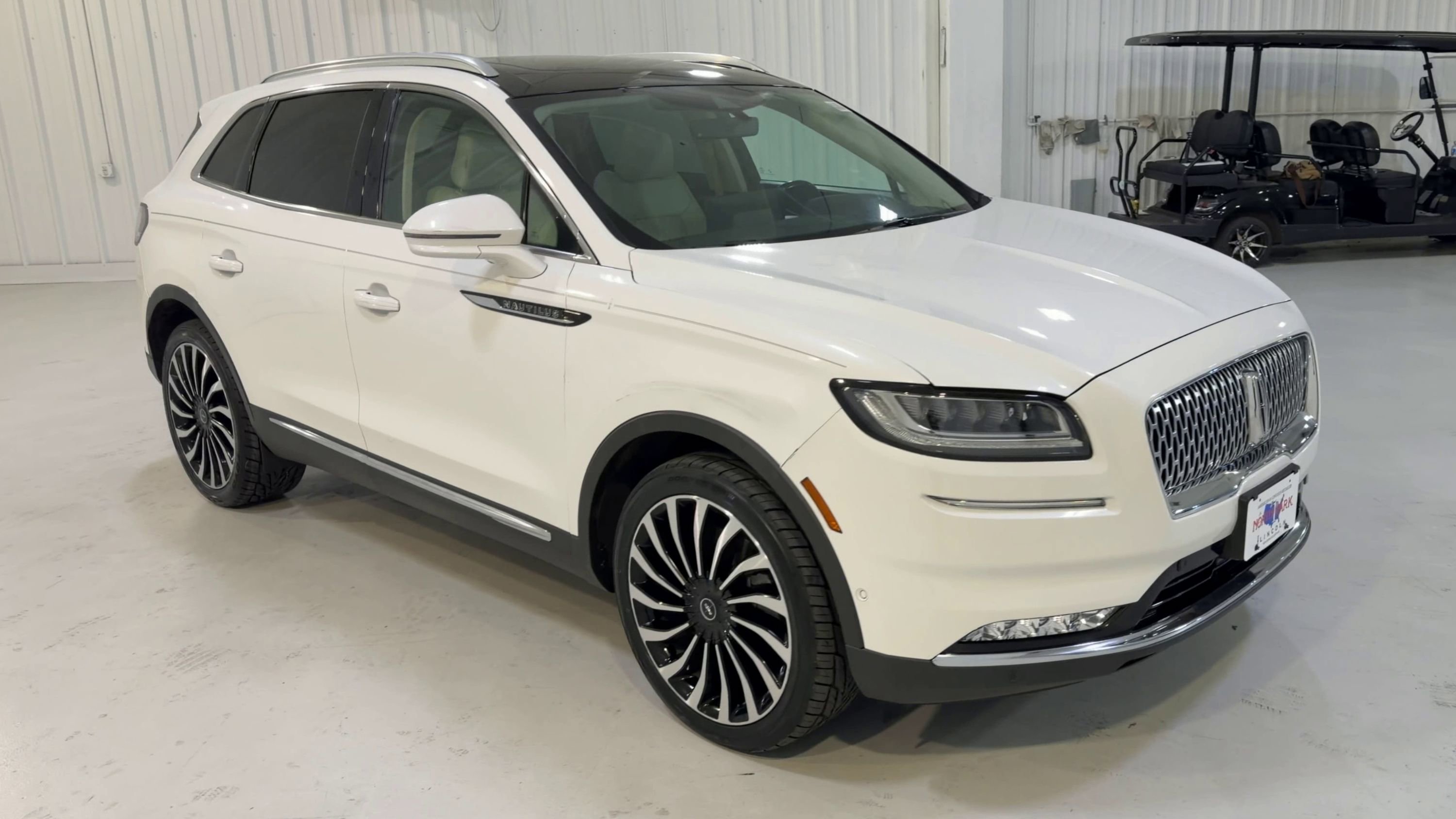 Used 2022 Lincoln Nautilus Black Label AWD/4WD image 3