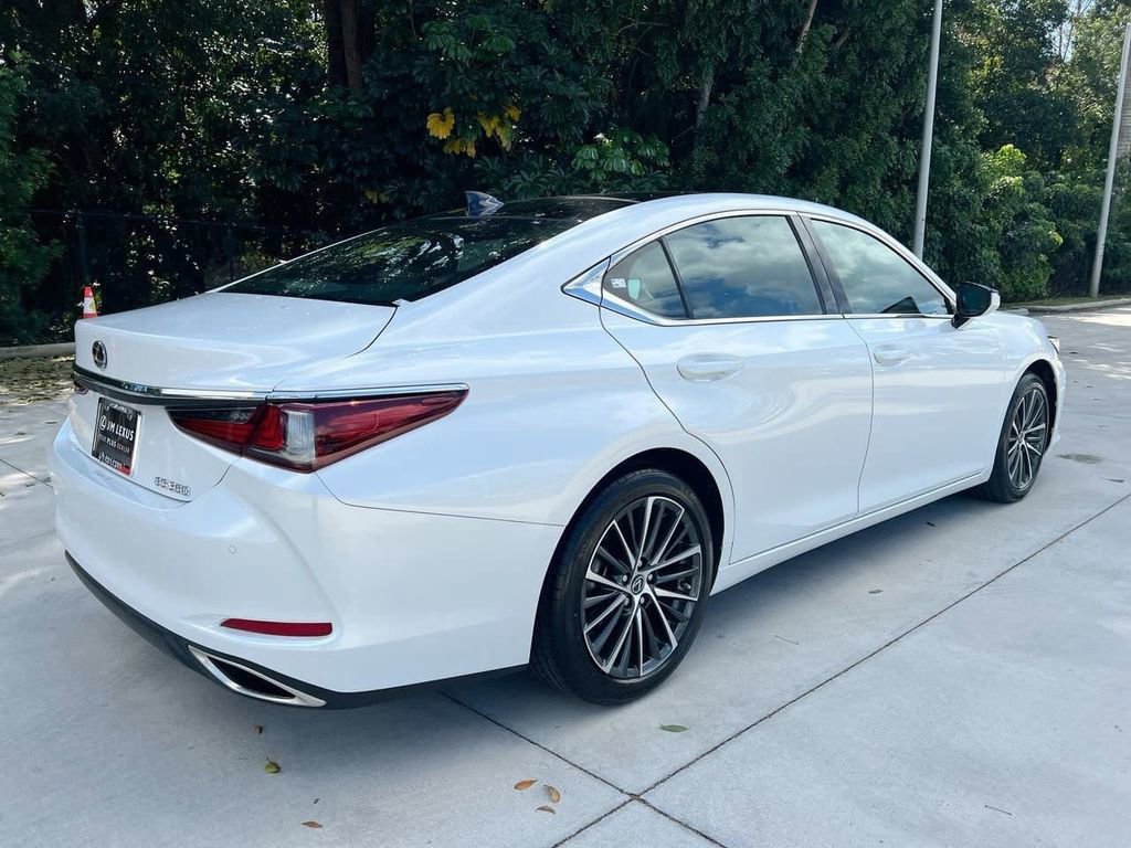 Certified 2023 Lexus ES 350 w/ Premium Package image 7