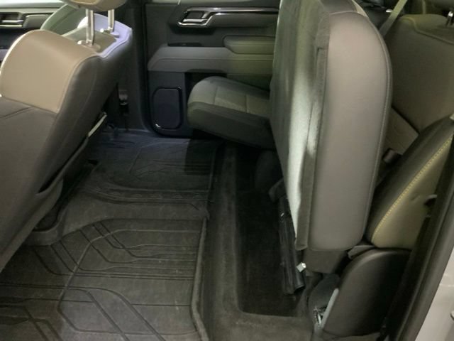 Used 2024 Chevrolet Silverado 1500 ZR2 w/ Technology Package AWD/4WD image 29
