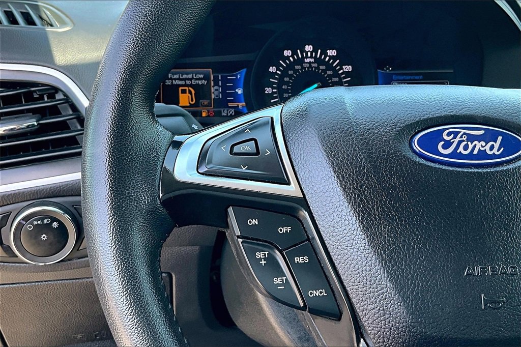 Used 2024 Ford Edge SEL image 8