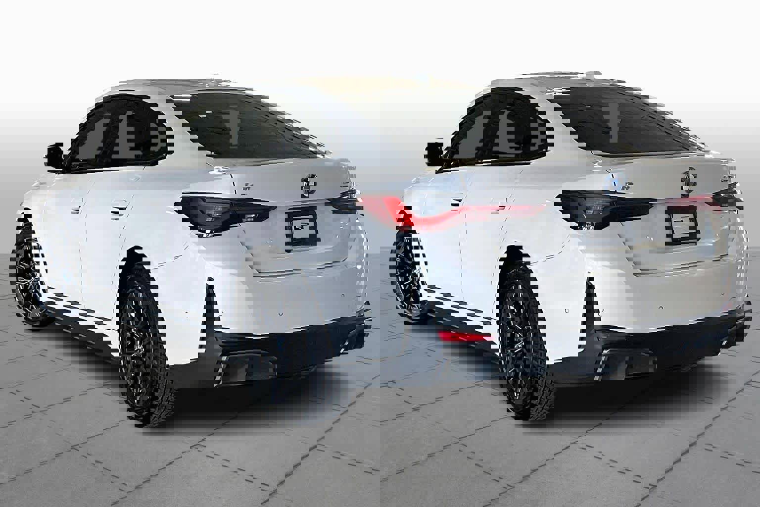 Certified 2023 BMW i4 eDrive35 image 11