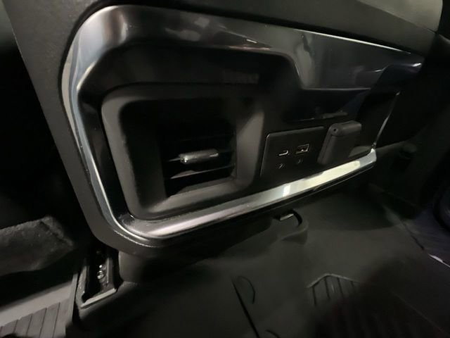 Certified 2020 Chevrolet Silverado 1500 LTZ w/ LTZ Plus Package AWD/4WD image 21