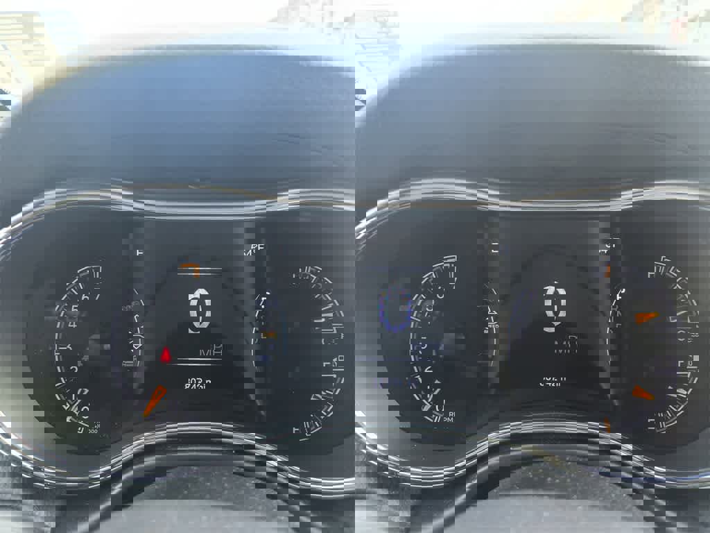 Used 2021 Jeep Grand Cherokee Limited w/ Premium Lighting Group image 8