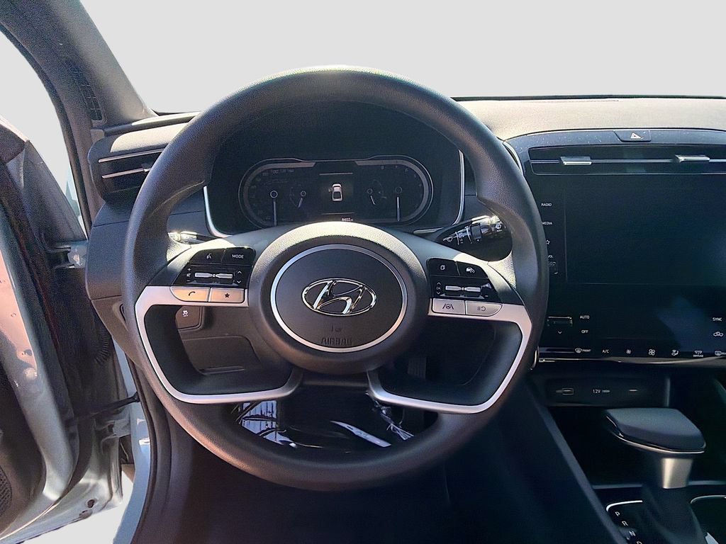 Used 2024 Hyundai Santa Cruz SEL FWD image 11
