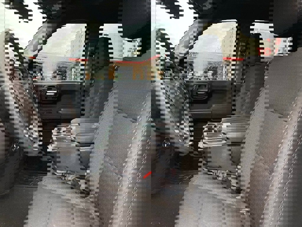 Used 2023 Chevrolet Silverado 1500 Custom Trail Boss w/ LPO, Dark Essentials Package image 10