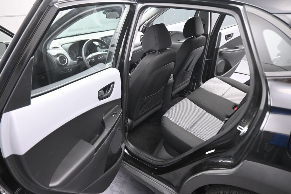 Used 2021 Hyundai Kona SE AWD/4WD image 39