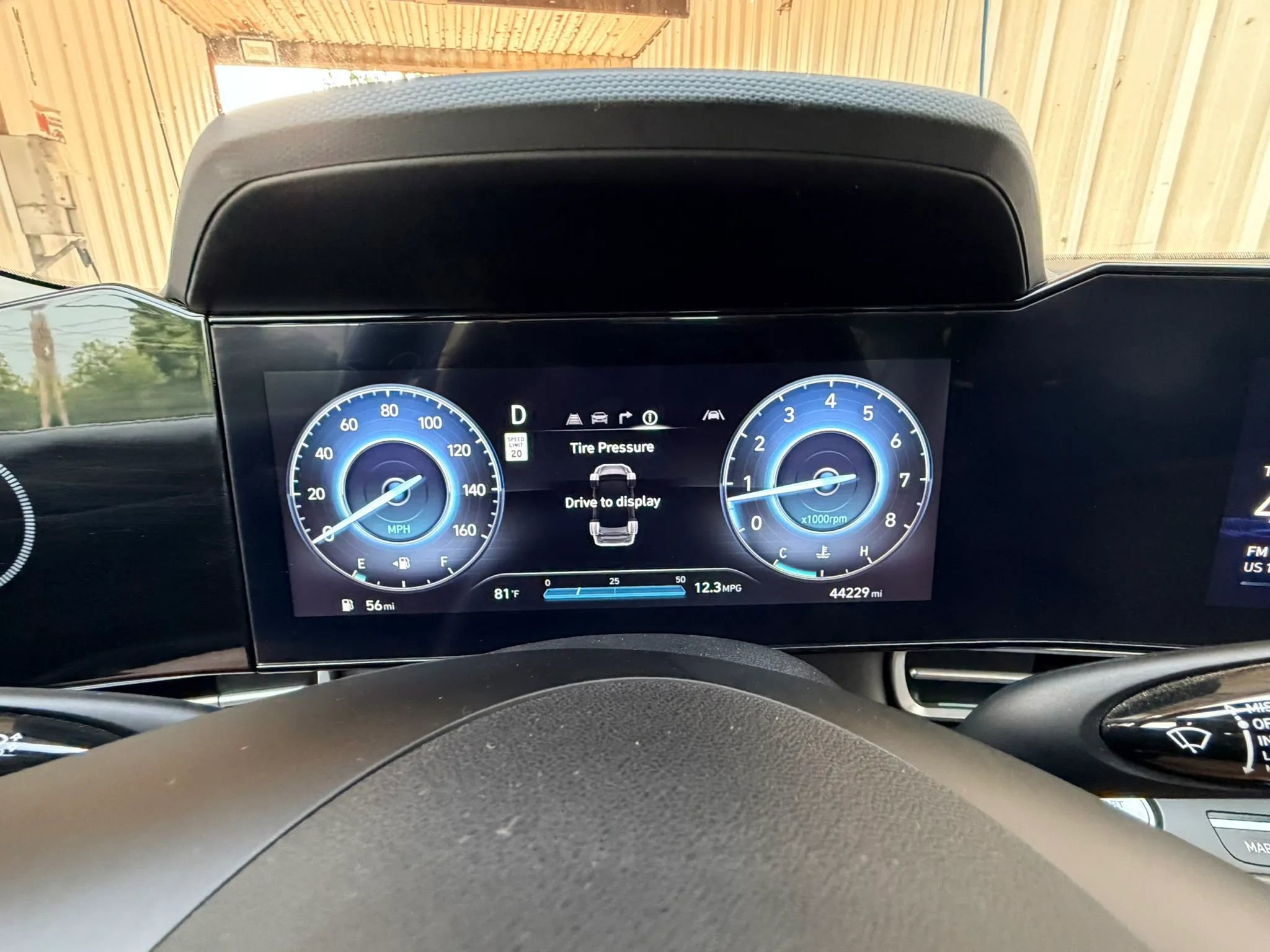 Used 2024 Hyundai Elantra SEL FWD image 11