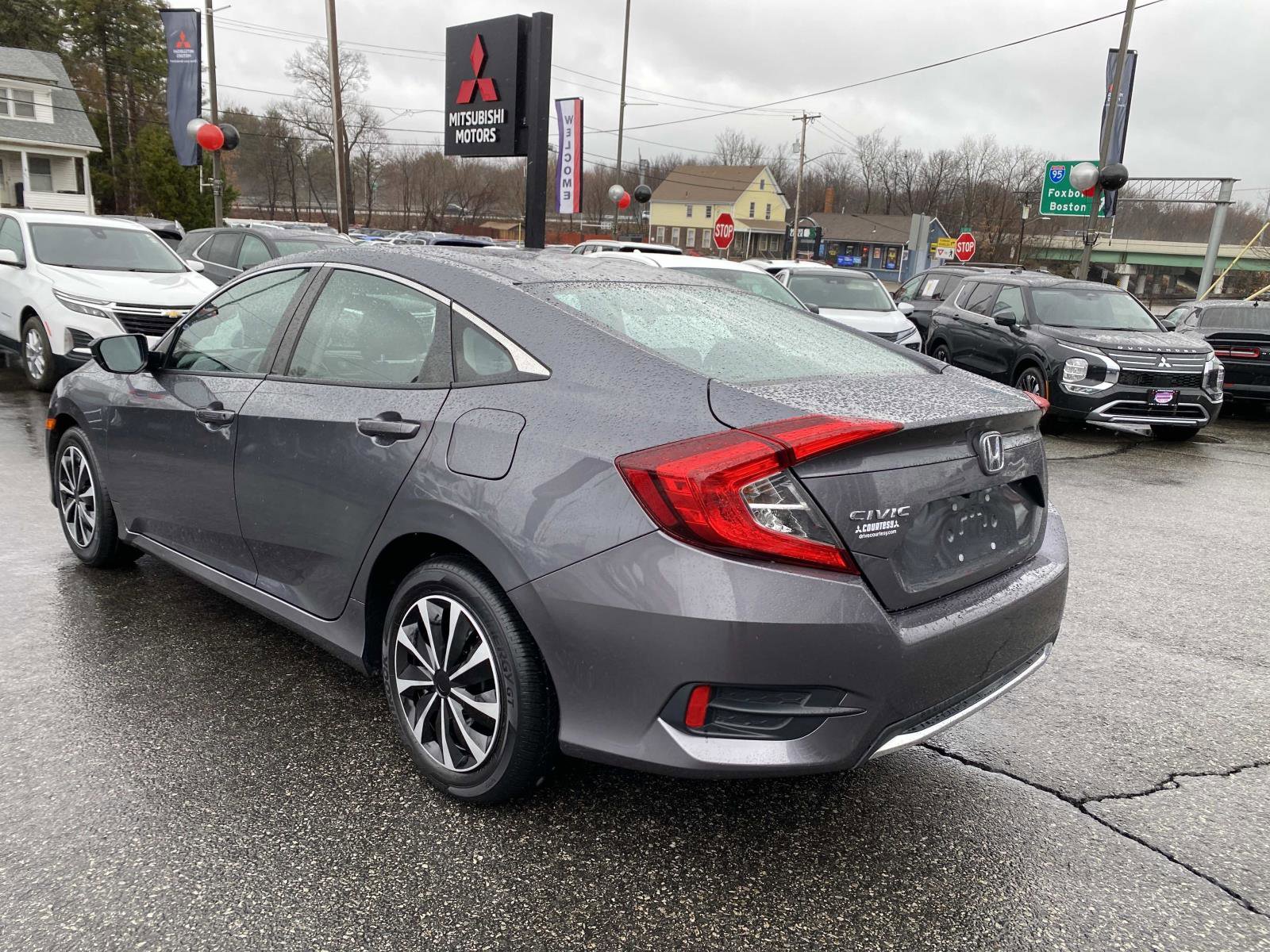 Used 2019 Honda Civic LX image 3