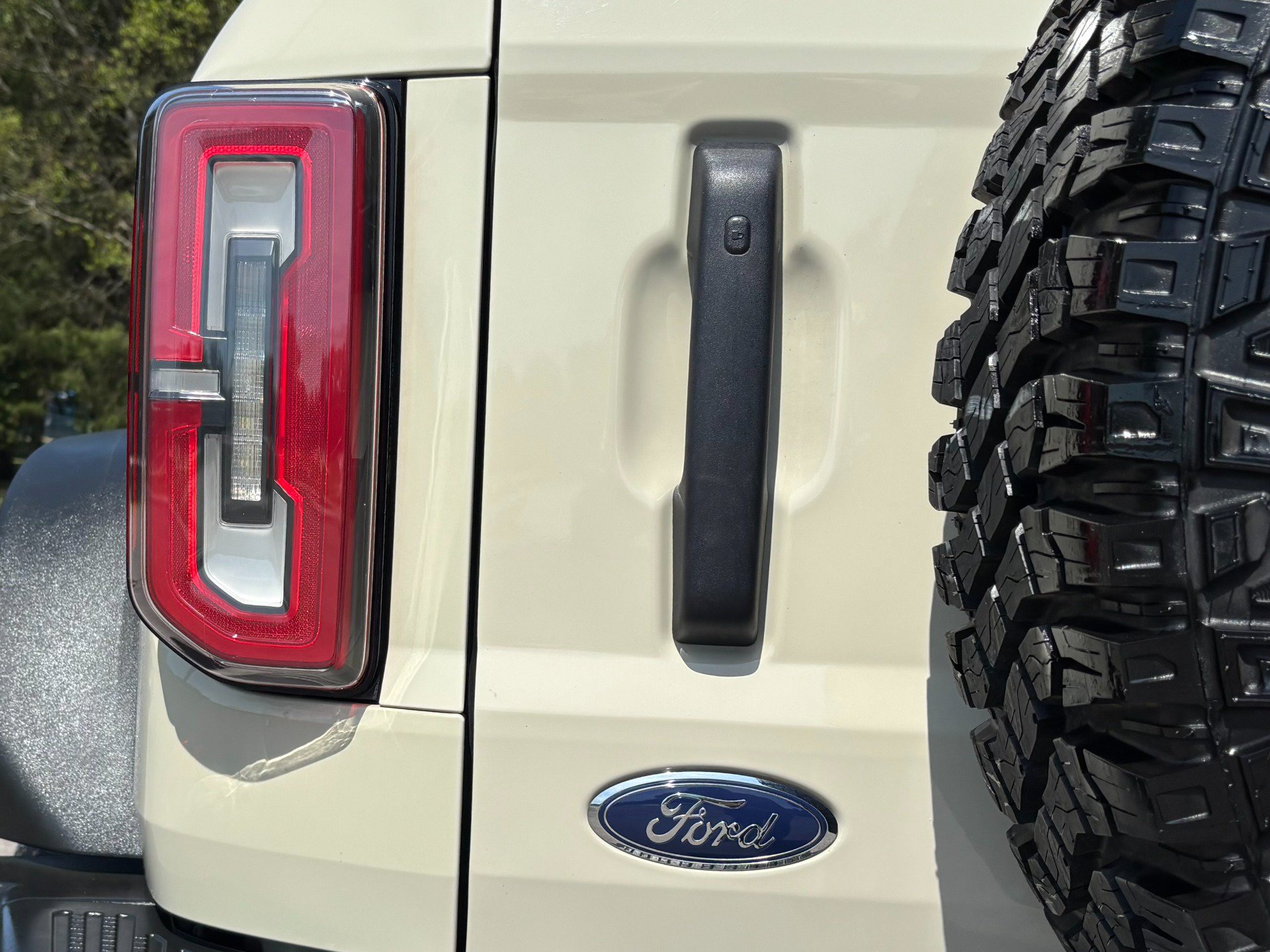 Used 2022 Ford Bronco Everglades AWD/4WD image 45