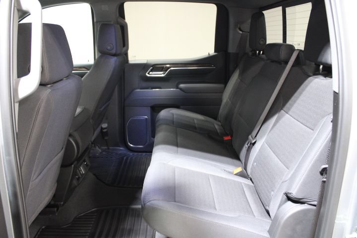 New 2026 GMC Sierra 1500 SLE w/ X31 Off-Road Package AWD/4WD image 21