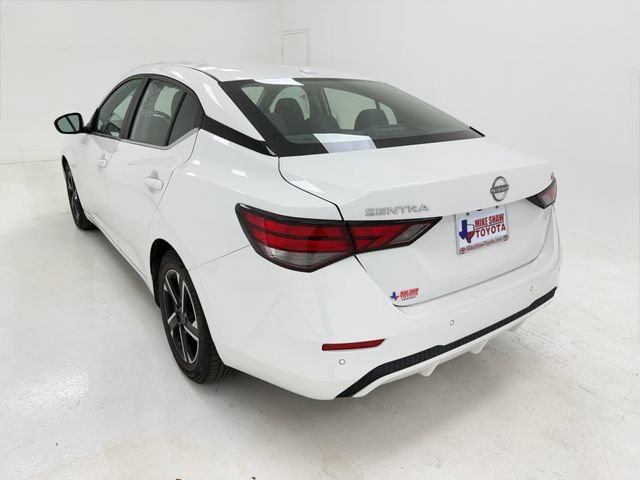 Used 2024 Nissan Sentra SV FWD image 18