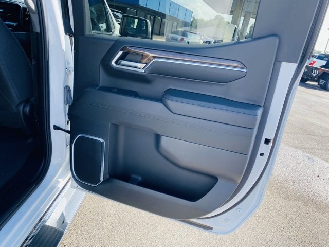 Used 2024 Chevrolet Silverado 1500 LT w/ Protection Package image 8