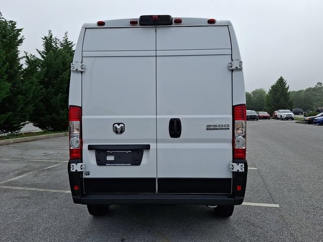 Used 2025 RAM ProMaster 2500 w/ Convenience Group FWD image 5