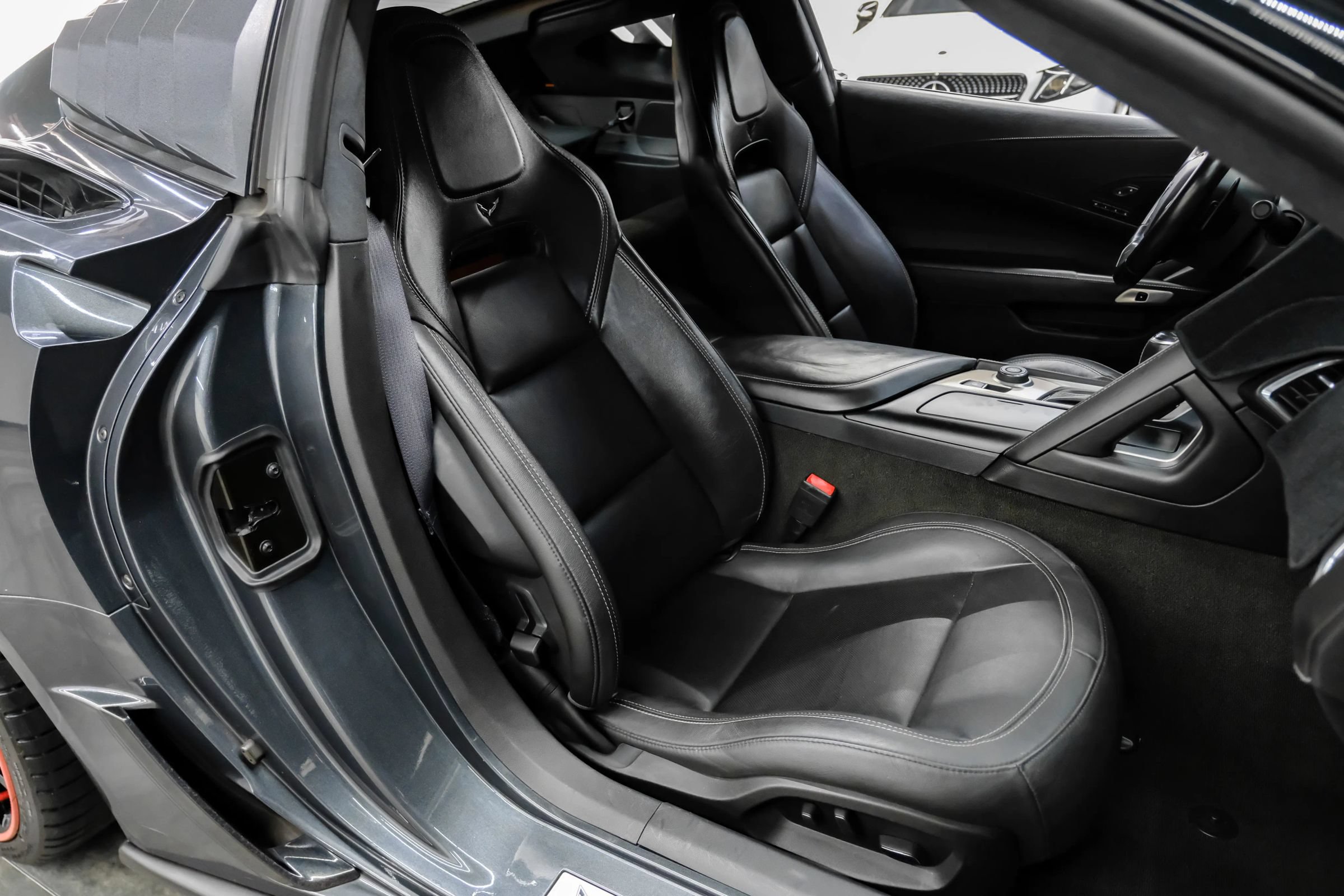 Used 2017 Chevrolet Corvette Grand Sport RWD image 38