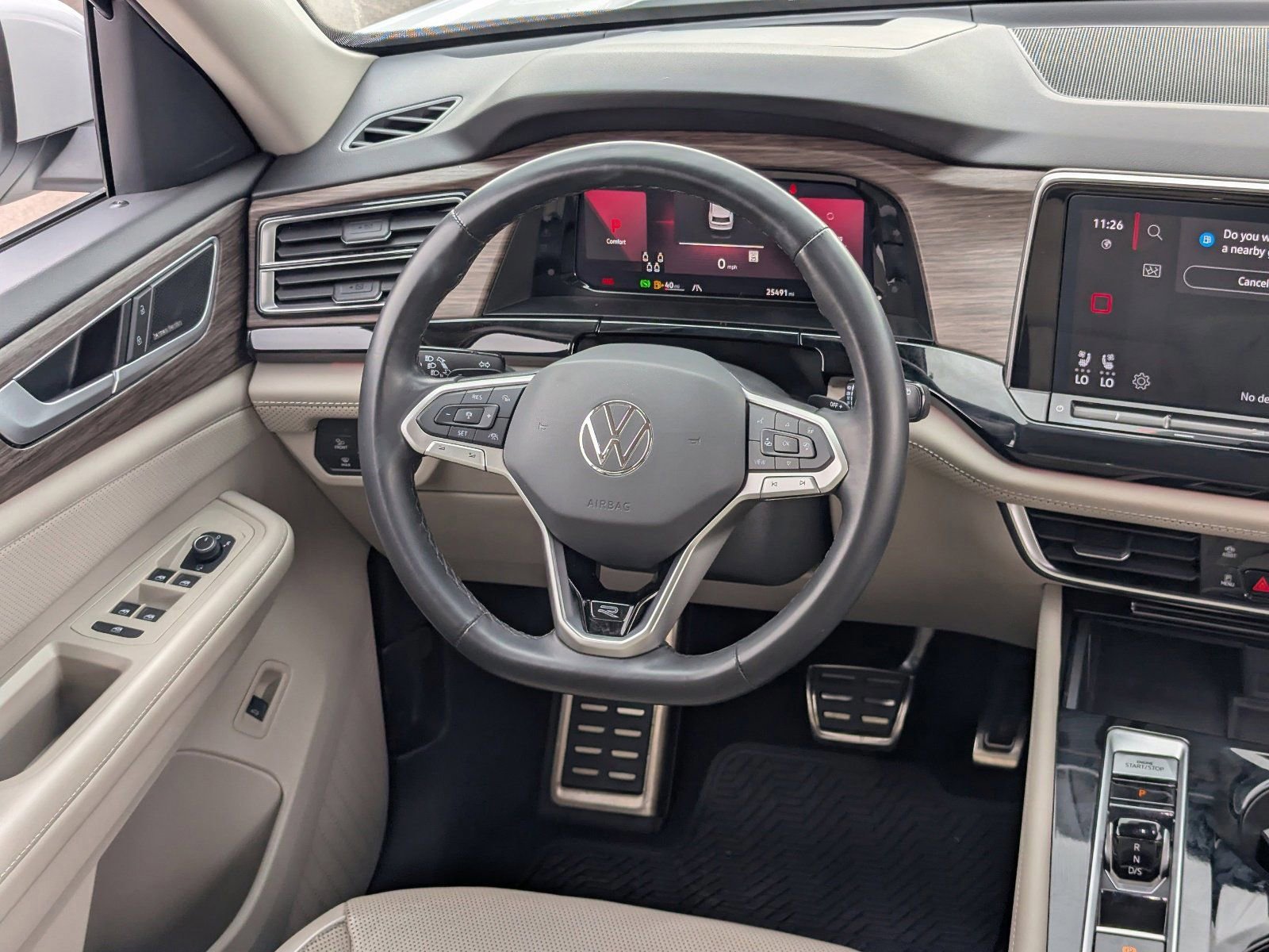 Used 2024 Volkswagen Atlas SEL Premium R-Line image 16