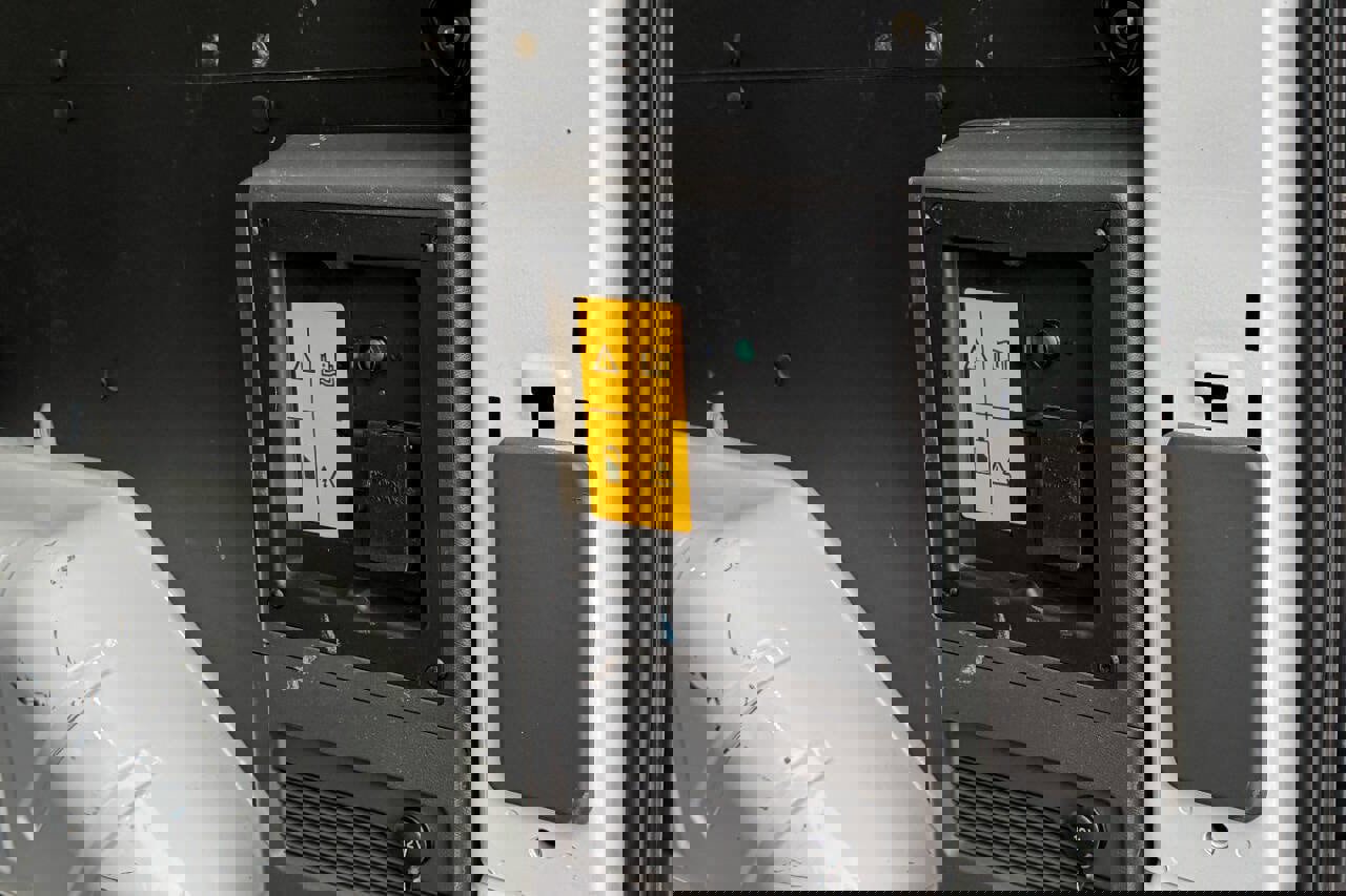 Used 2022 Ford E-Transit 148 High Roof w/ Load Area Protection Package image 20