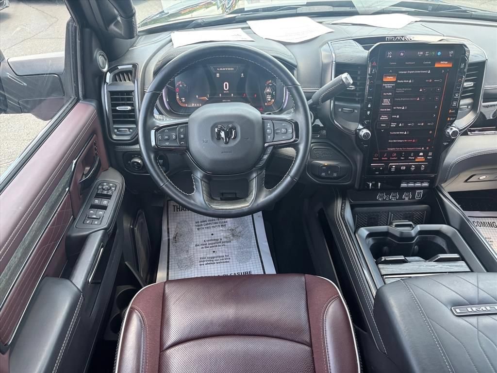 Used 2025 RAM 3500 Limited AWD/4WD image 3