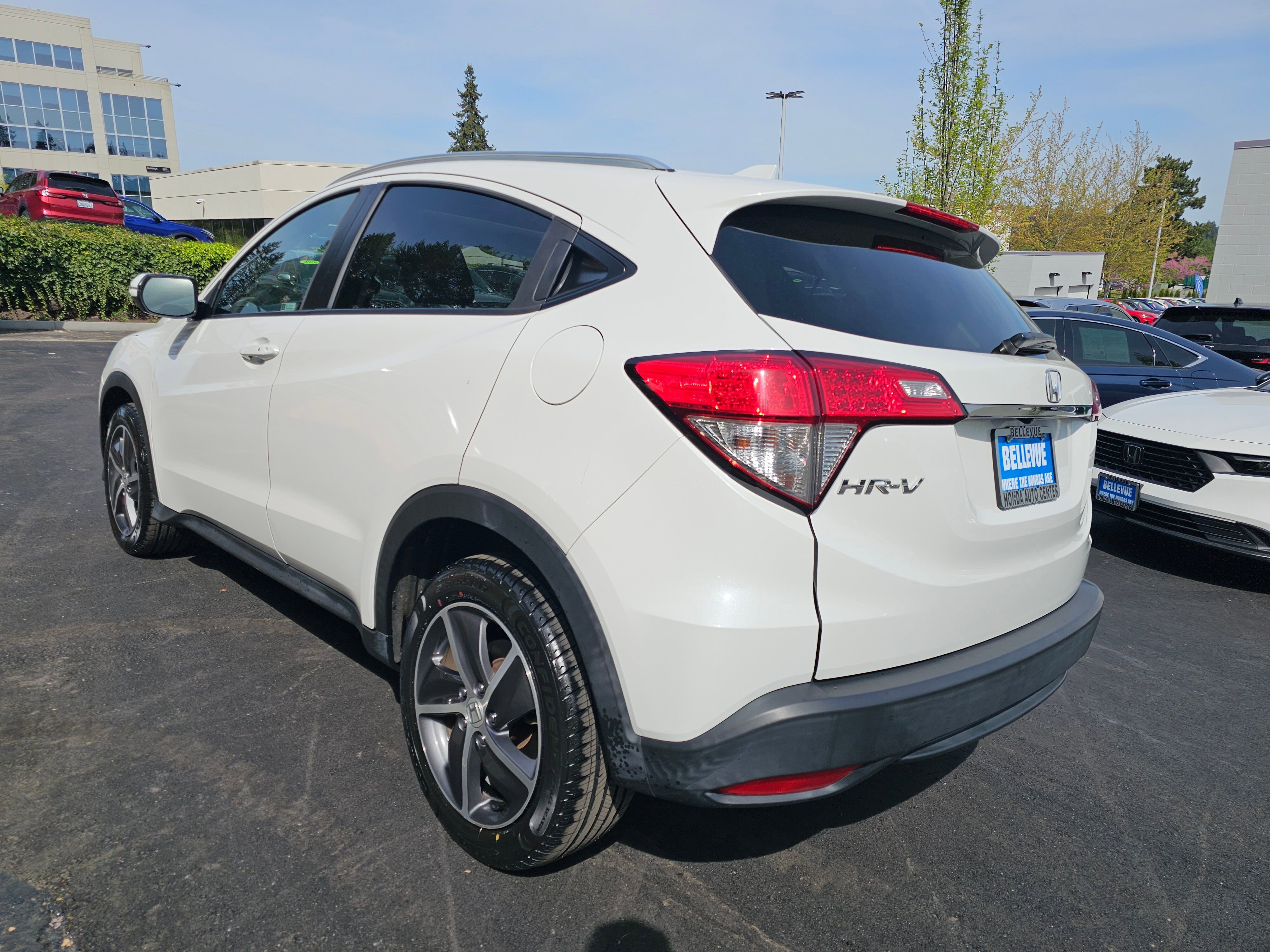 Used 2021 Honda HR-V EX-L image 5