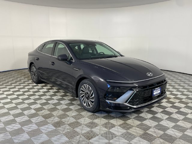 New 2026 Hyundai Sonata Limited FWD image 10