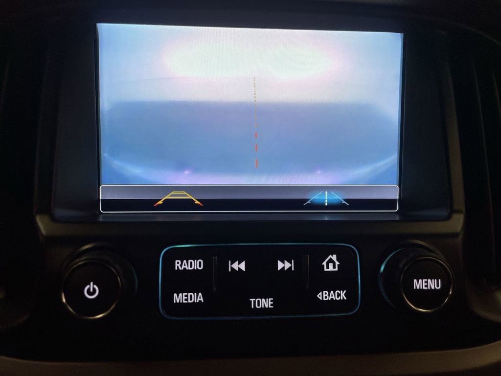 Used 2018 Chevrolet Colorado Z71 AWD/4WD image 9