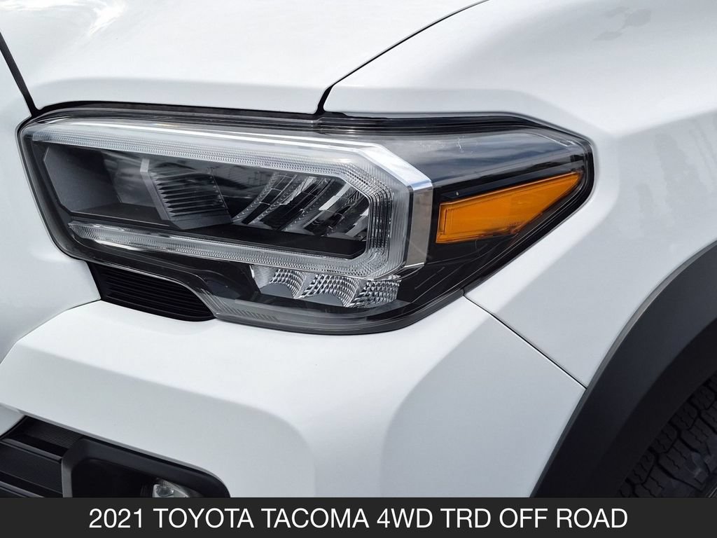Used 2021 Toyota Tacoma TRD Off-Road w/ Technology Package AWD/4WD image 10