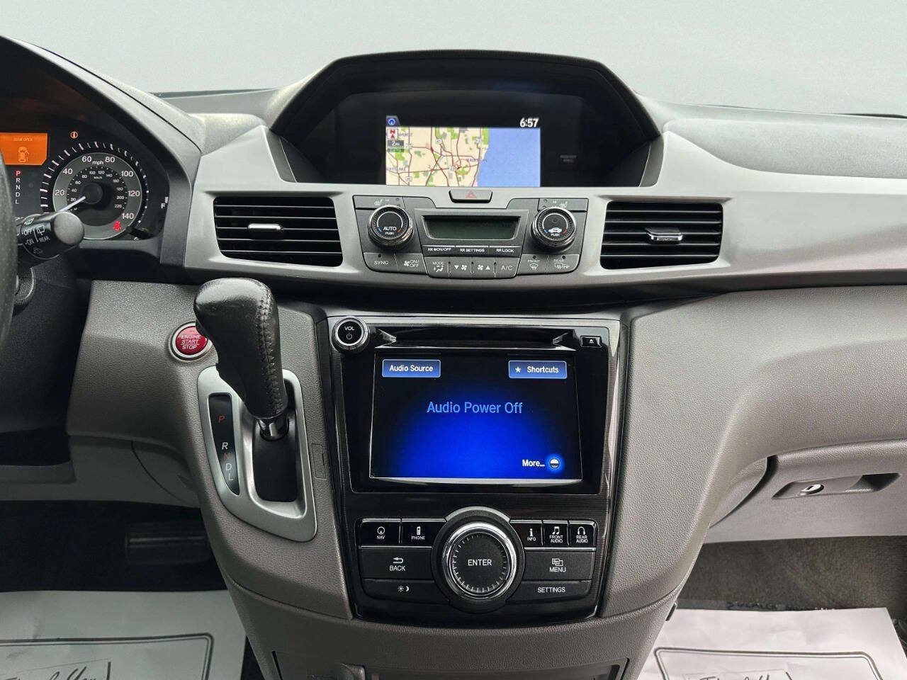 Used 2016 Honda Odyssey Touring Elite image 26