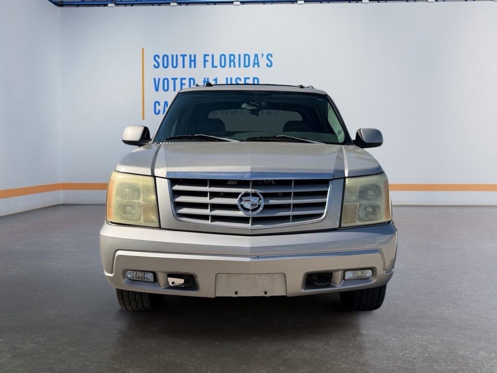 Used 2004 Cadillac Escalade EXT image 9