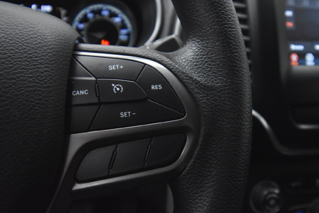 Used 2020 Jeep Cherokee Latitude FWD image 27