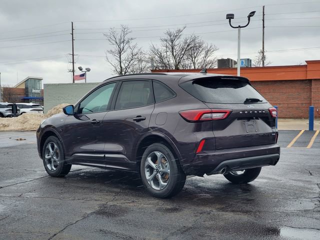 Certified 2023 Ford Escape ST-Line w/ Tech Pack #1 image 4