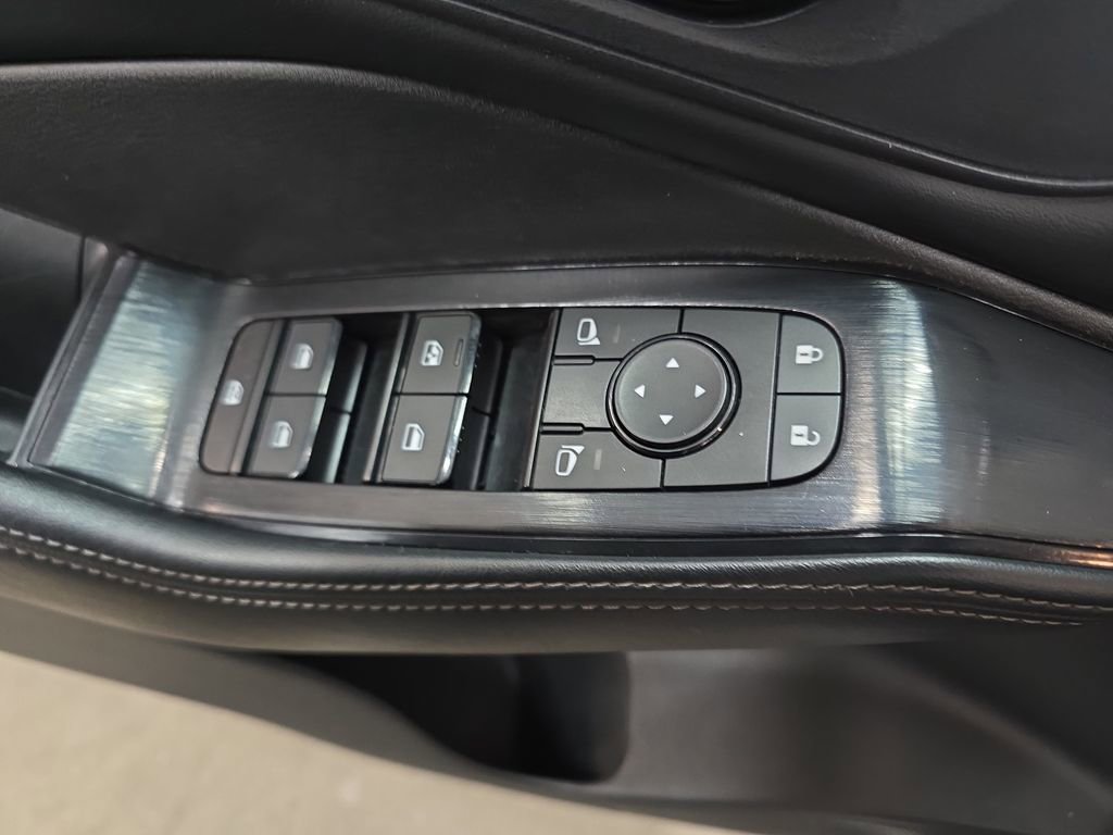 Used 2024 Nissan Rogue SV AWD/4WD image 28