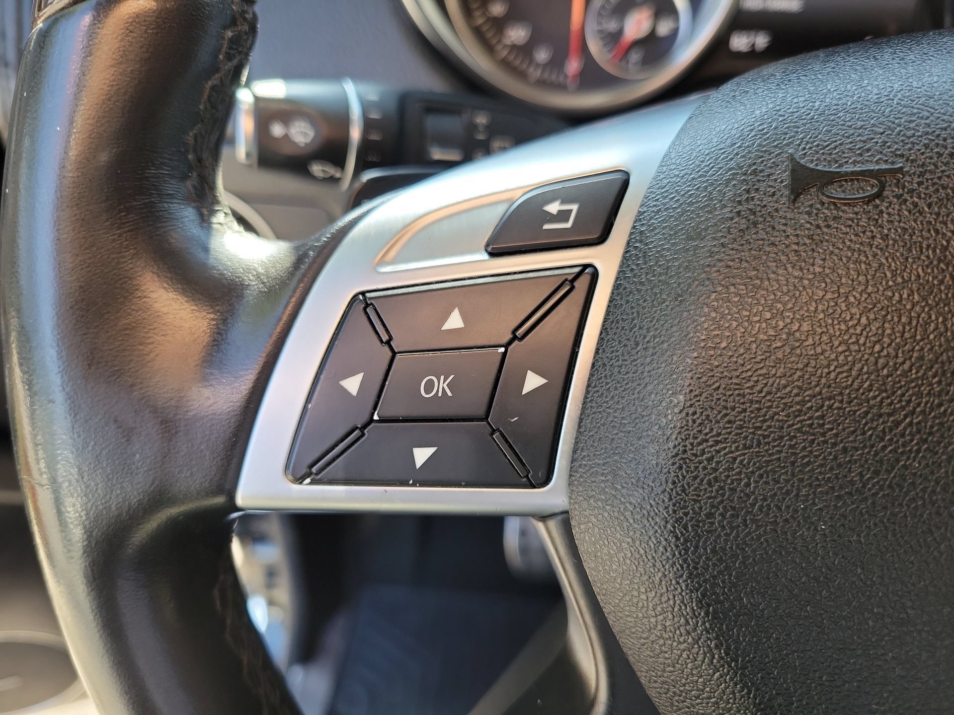 Used 2018 Mercedes-Benz G 550 image 31