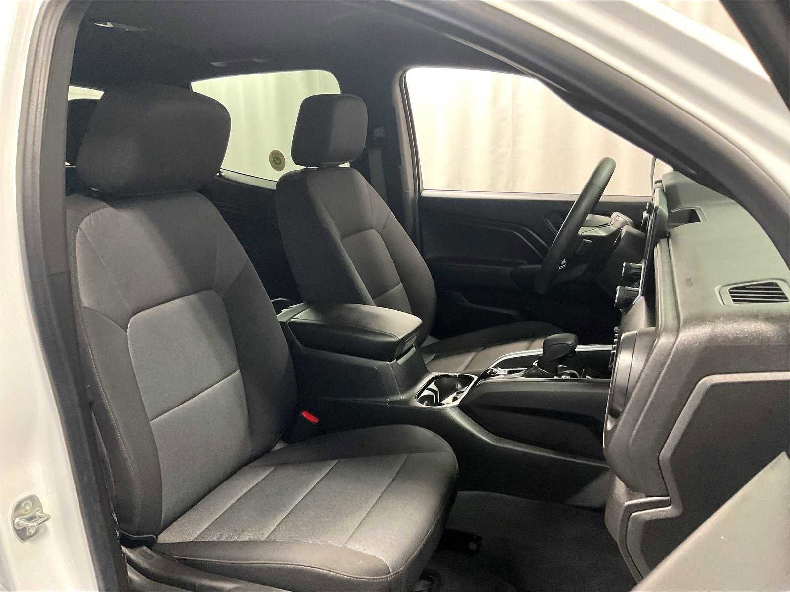 Used 2024 Chevrolet Colorado Trail Boss image 11